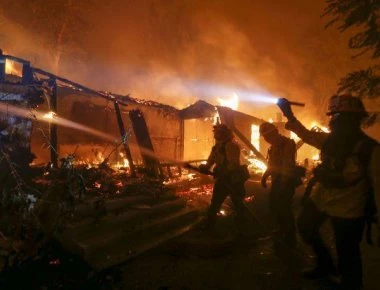 Καλιφόρνια: Στους 35 ο αριθμός των αγνοουμένων από τις φονικές πυρκαγιές